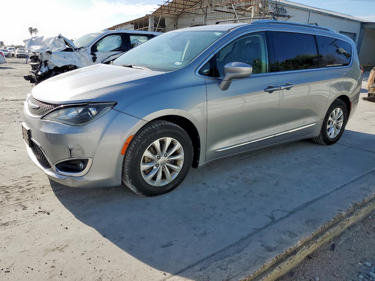 CHRYSLER PACIFICA T 2018