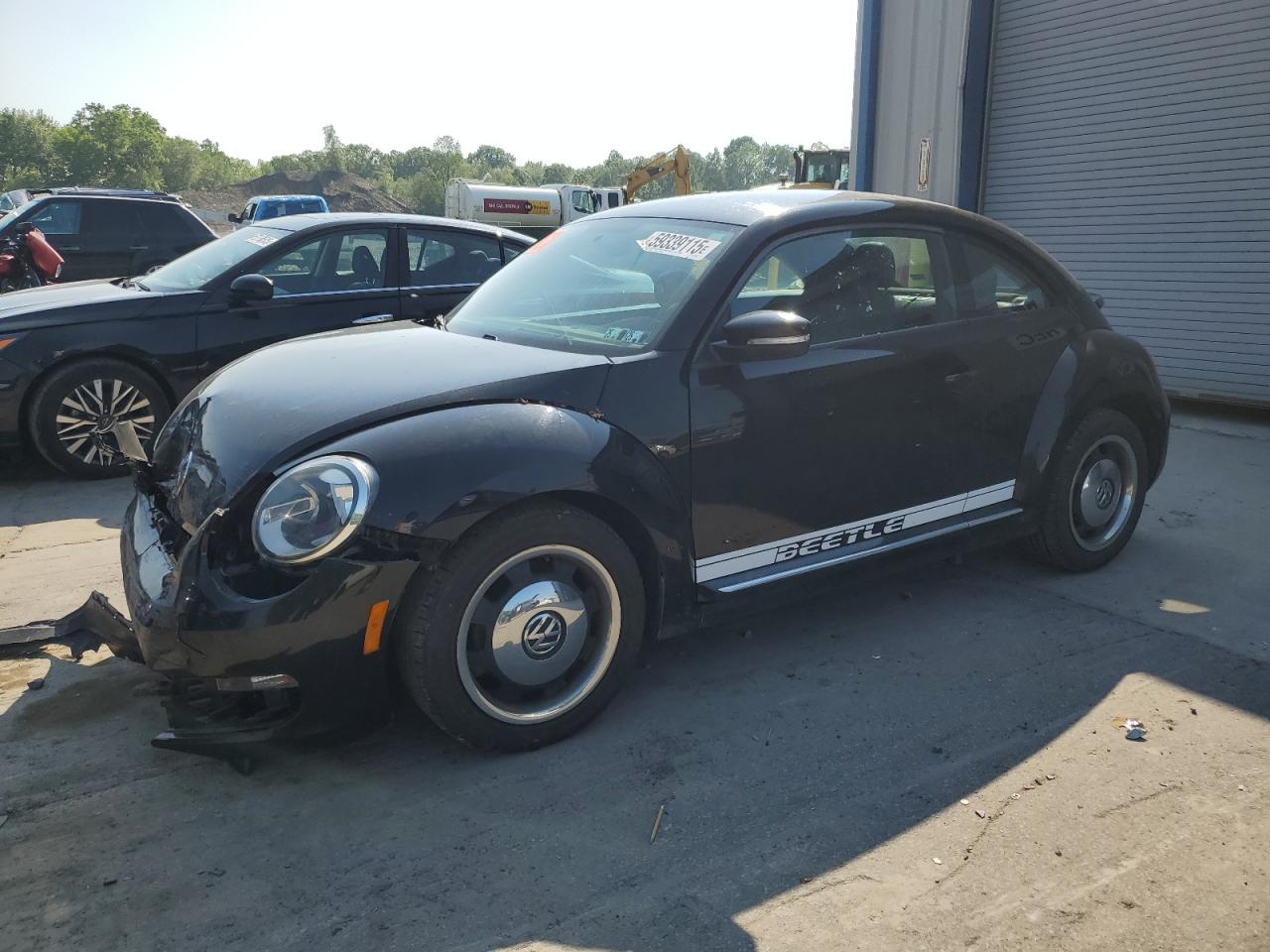 VOLKSWAGEN BEETLE 2012