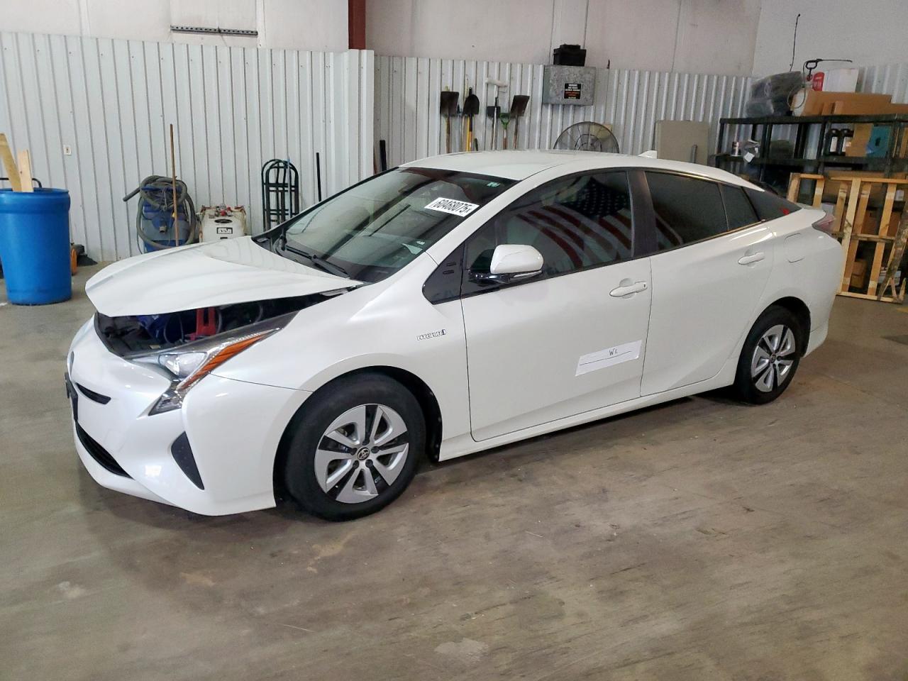 TOYOTA PRIUS 2017