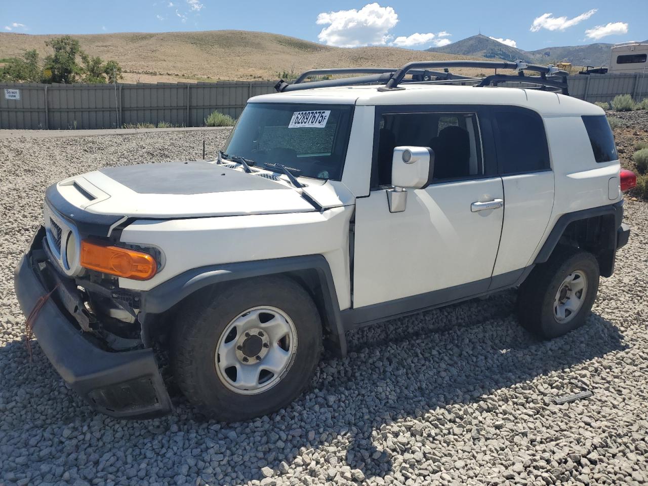 TOYOTA FJ CRUISER 2010