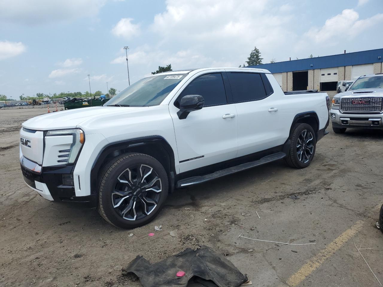 GMC SIERRA DEN 2025