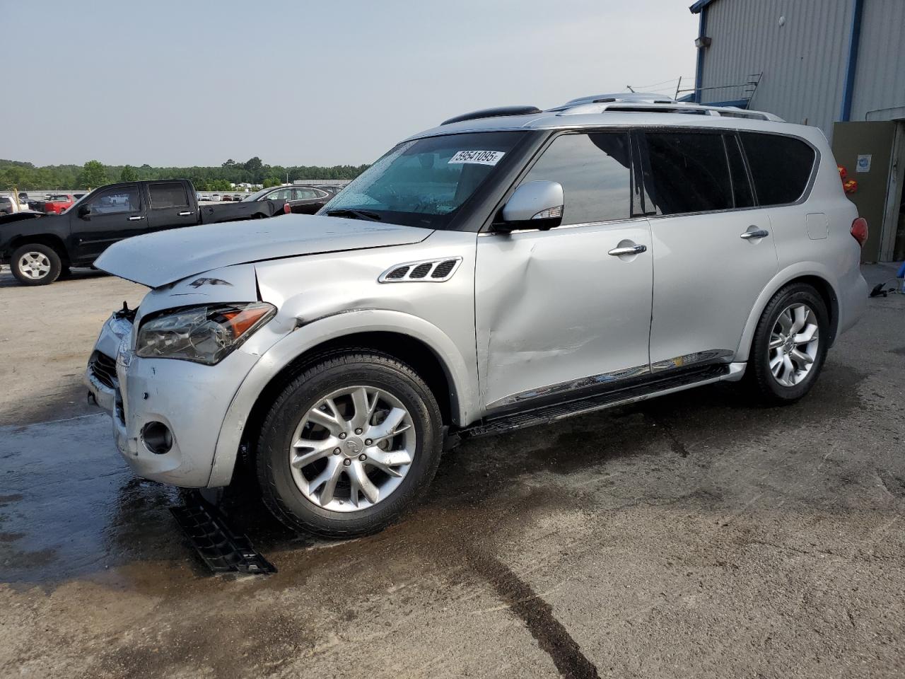 INFINITI QX56 2011