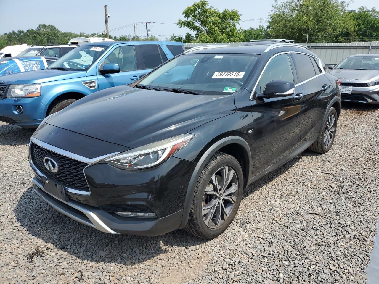 INFINITI QX30 BASE 2017