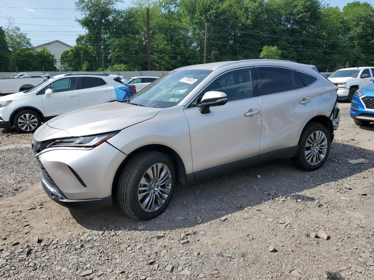 TOYOTA VENZA LE 2024