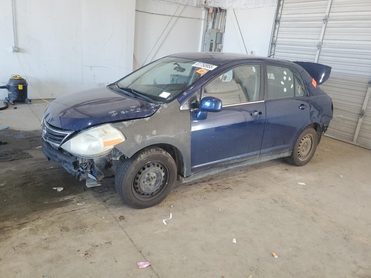 NISSAN VERSA S 2011