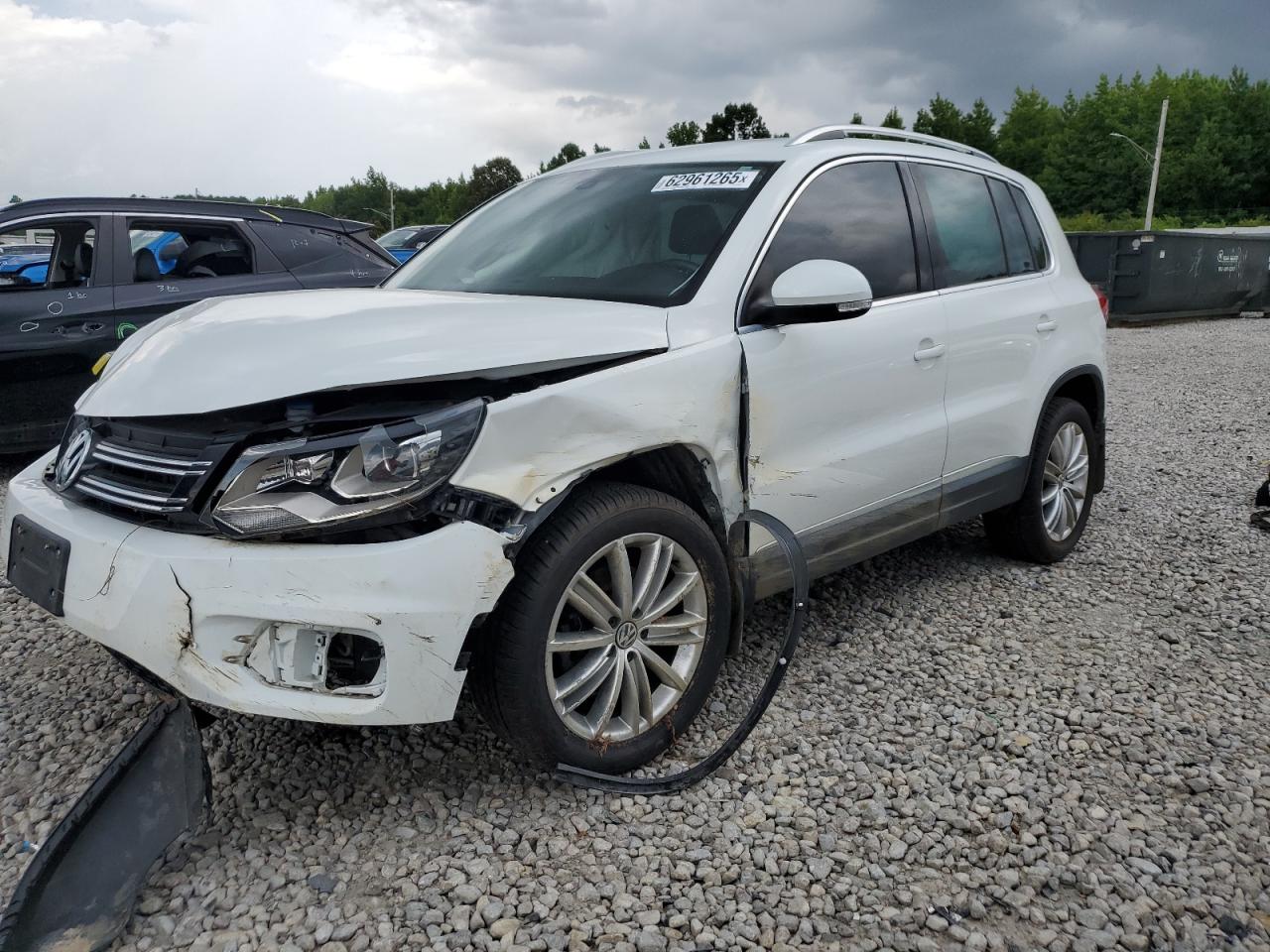 VOLKSWAGEN TIGUAN S 2016