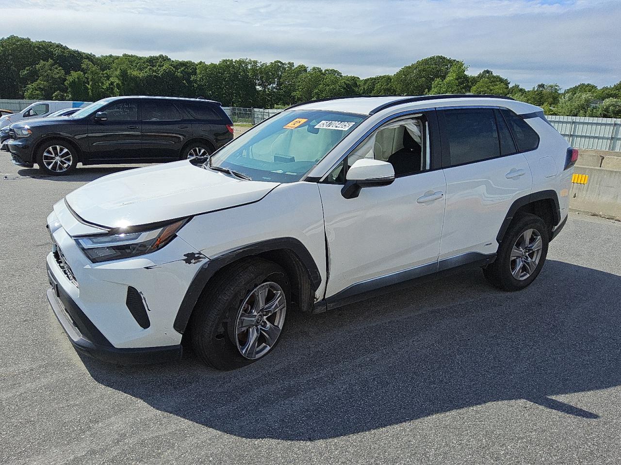 TOYOTA RAV4 LE 2025