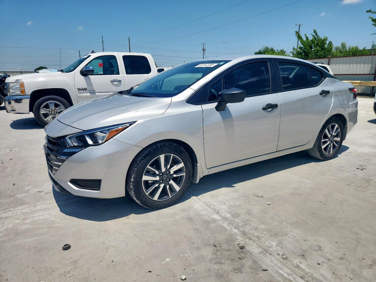 NISSAN VERSA S 2024