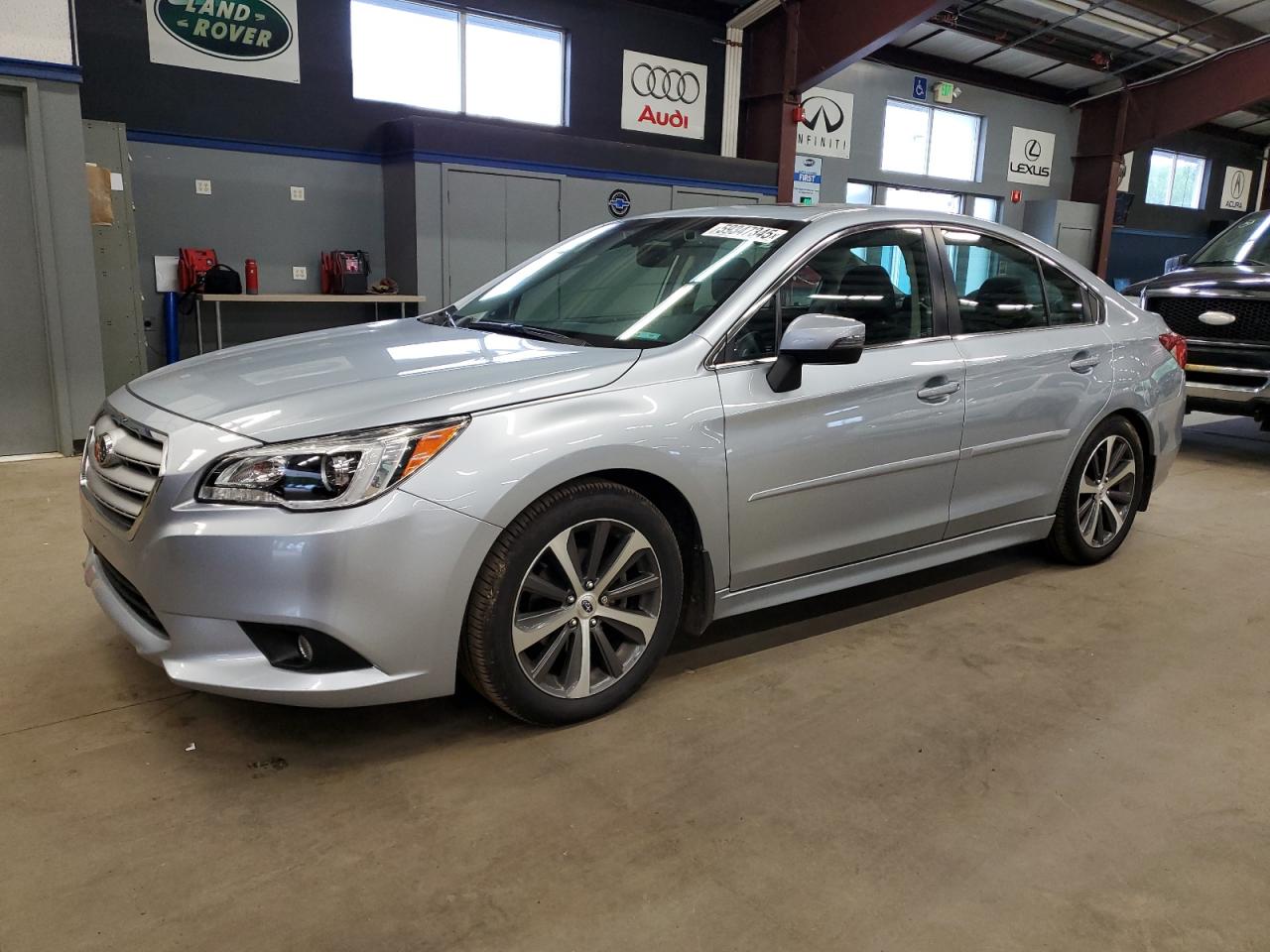 SUBARU LEGACY 2.5 2015
