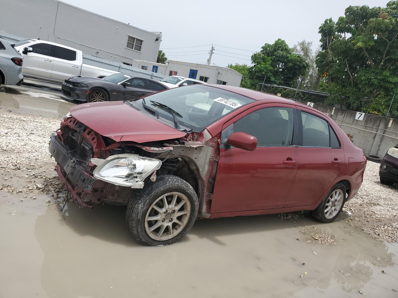 TOYOTA YARIS 2009