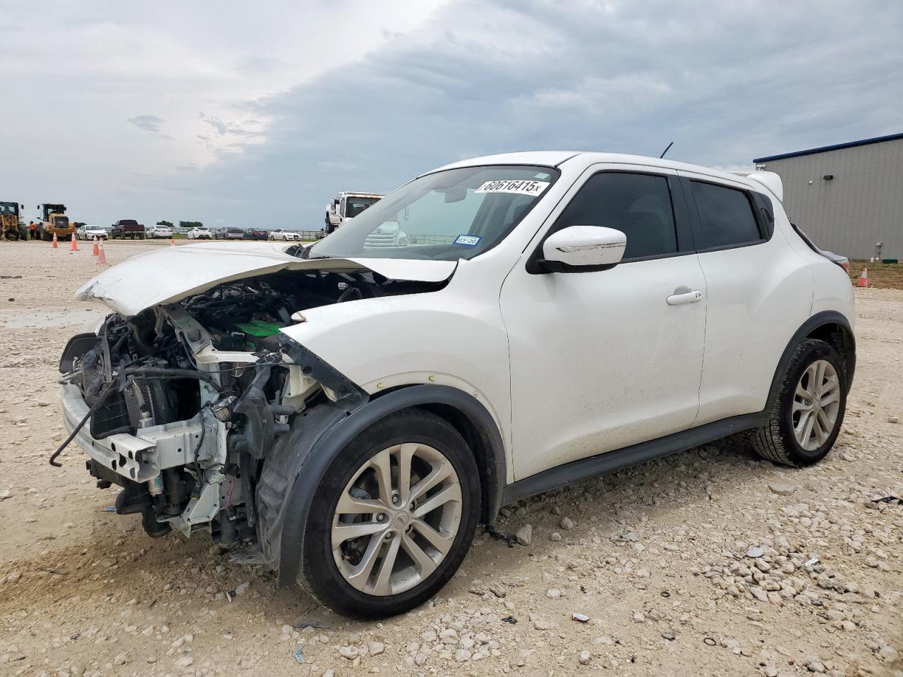 NISSAN JUKE S 2015