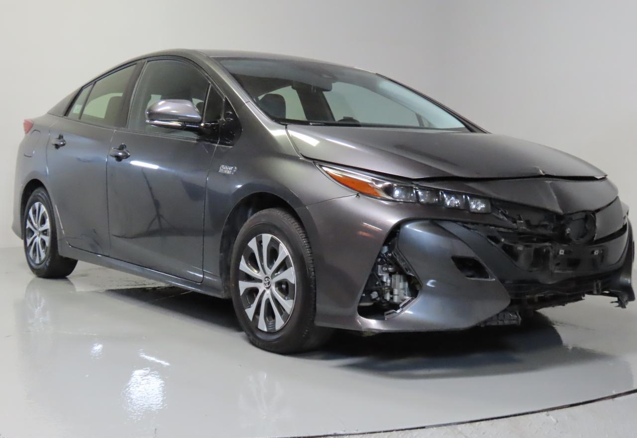 TOYOTA PRIUS PRIM 2020