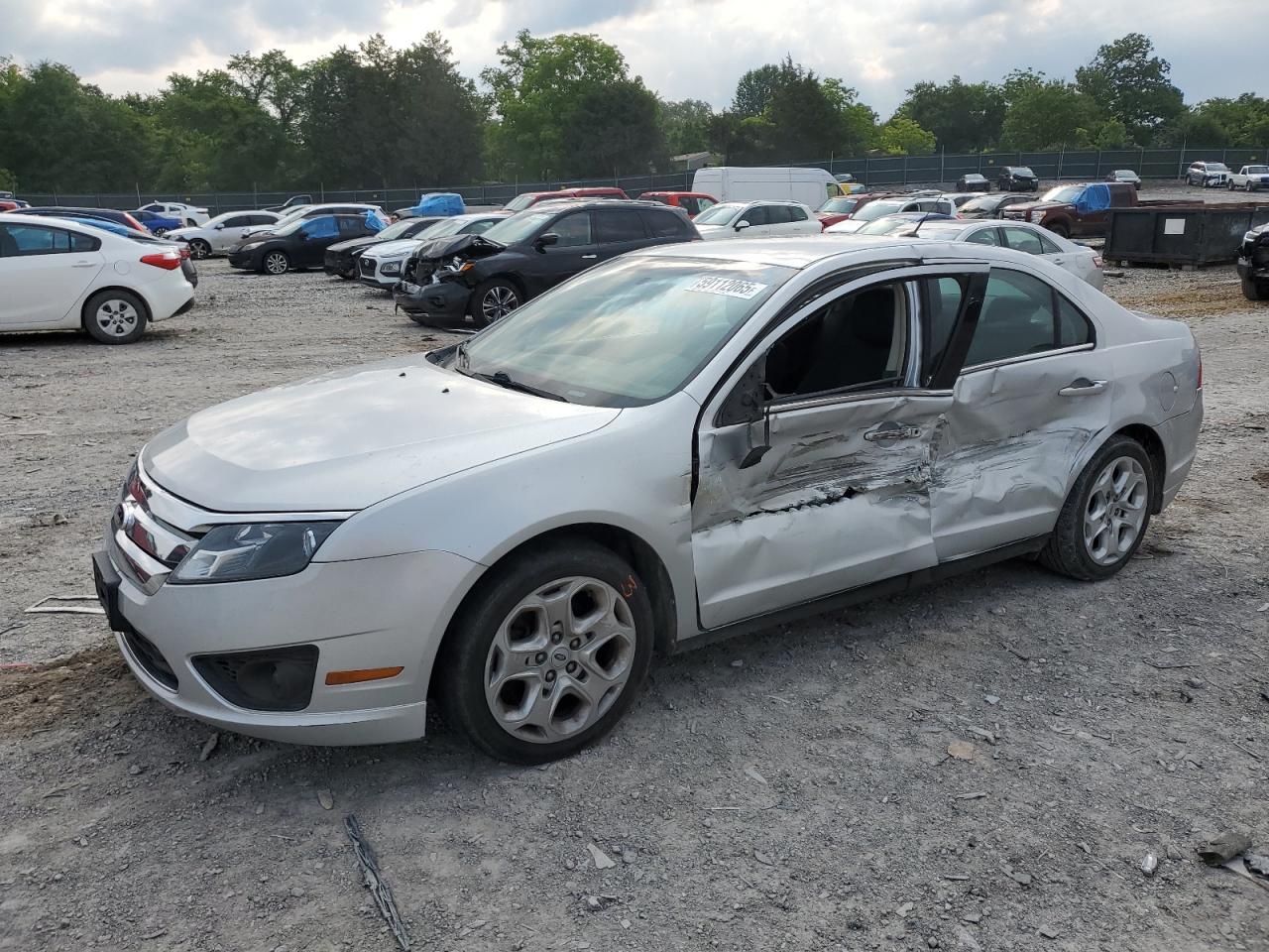 FORD FUSION SE 2010