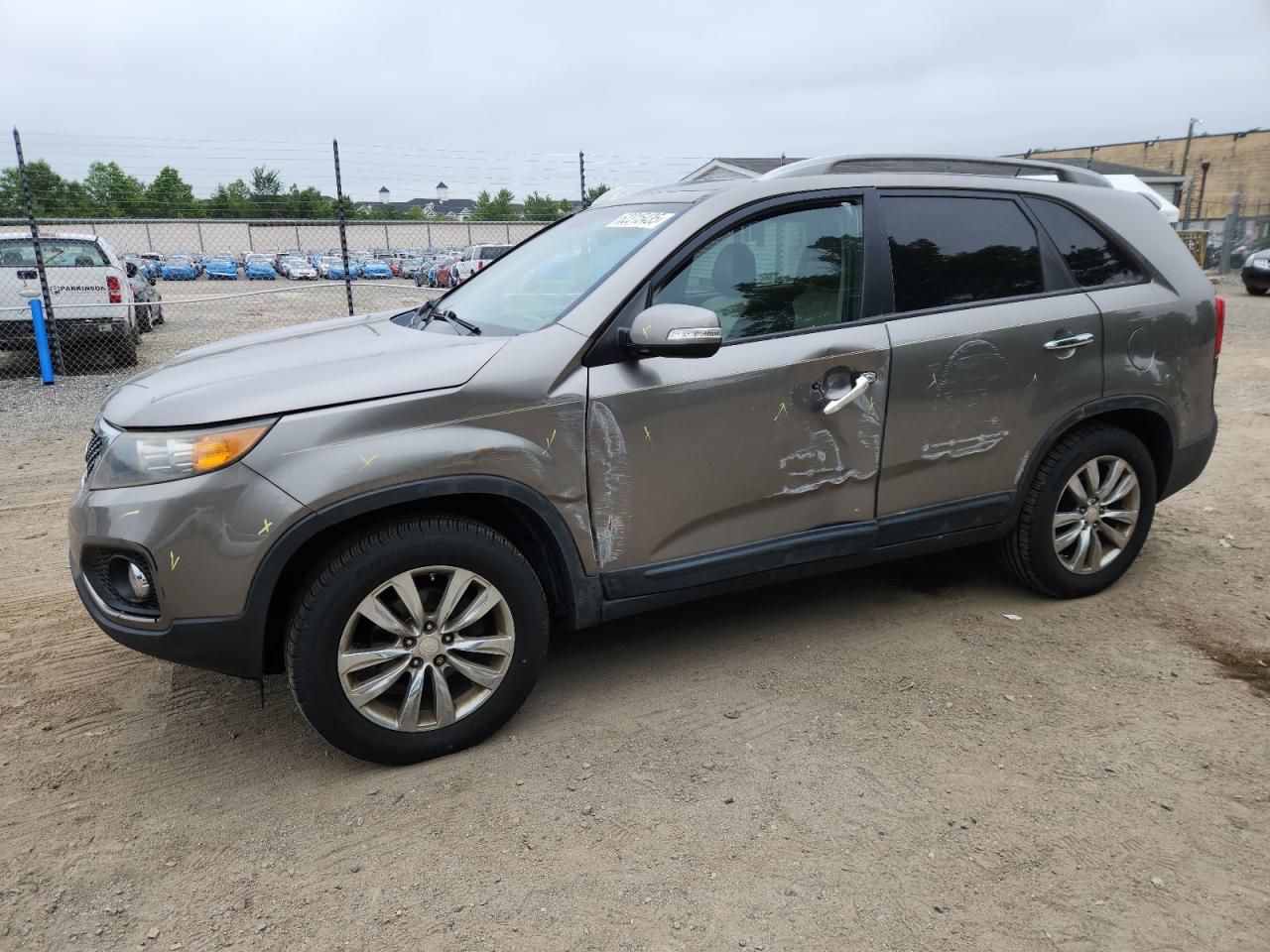 KIA SORENTO EX 2011