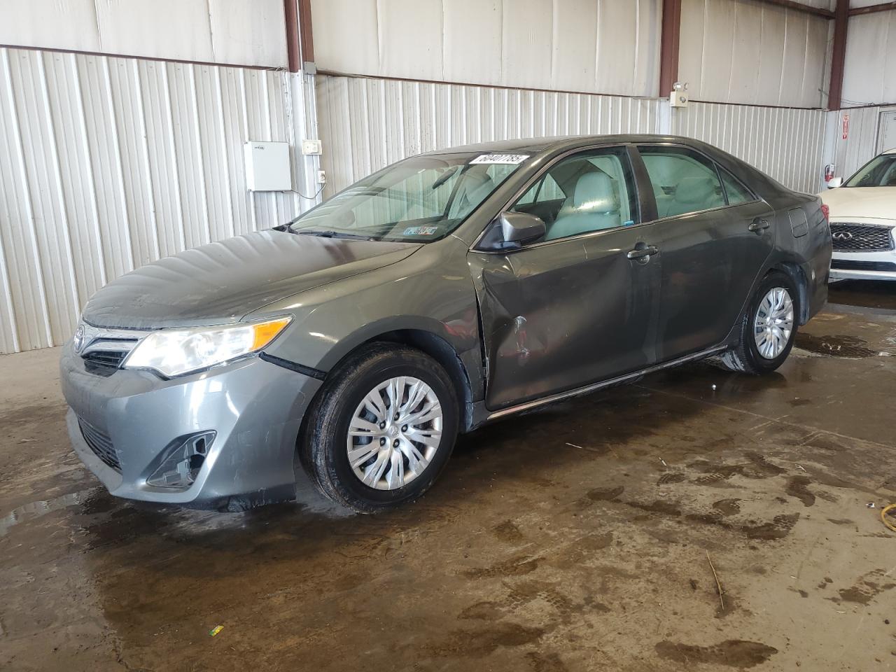 TOYOTA CAMRY 2012