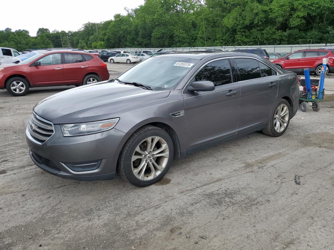 FORD TAURUS SEL 2013