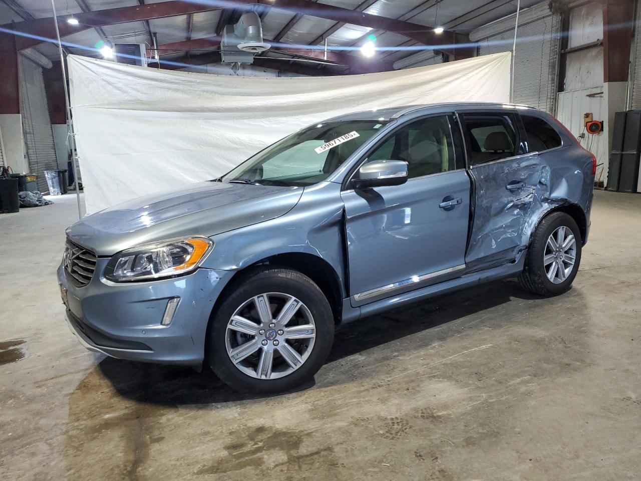 VOLVO XC60 T5 IN 2017