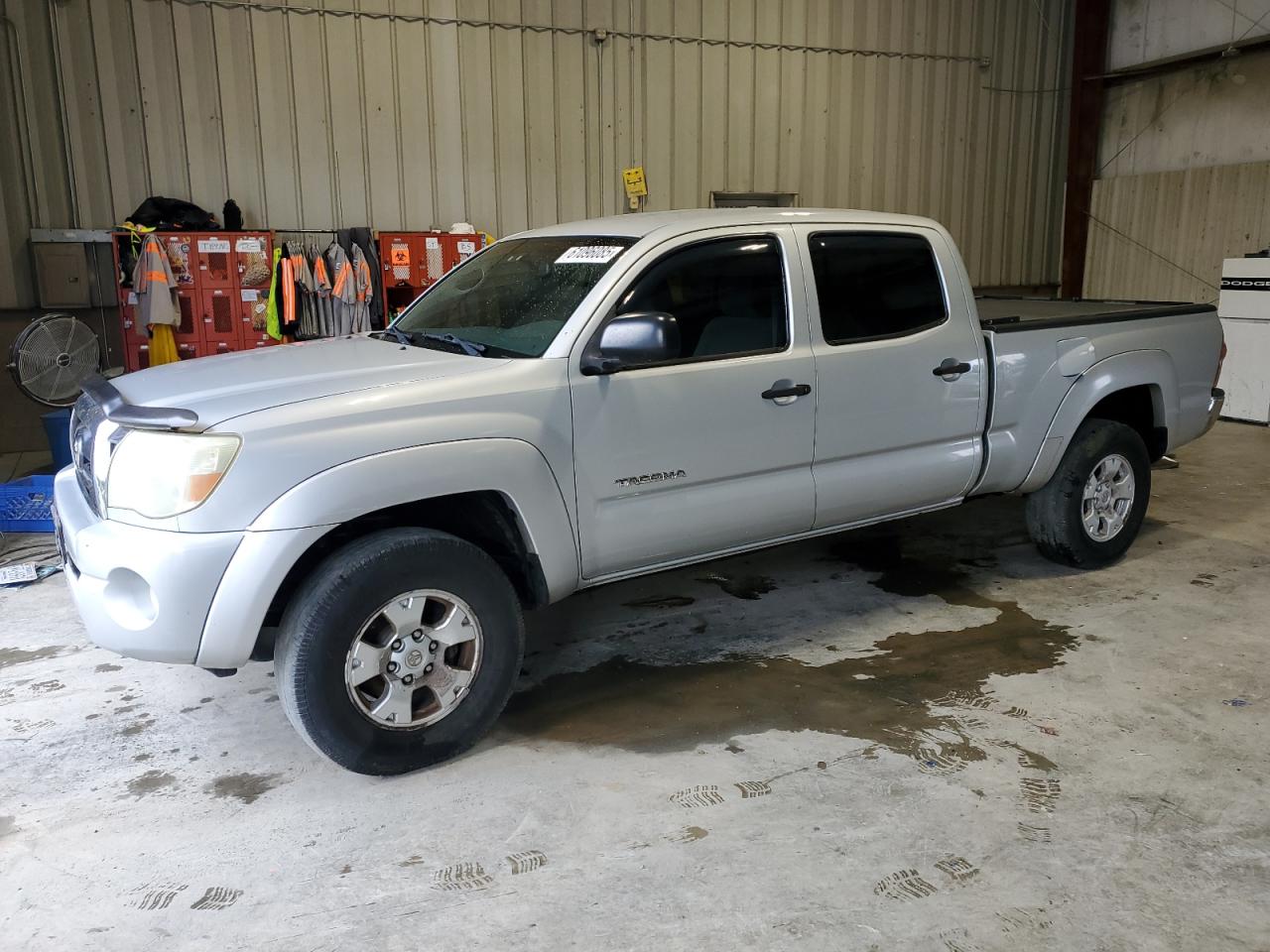 TOYOTA TACOMA DOU 2005