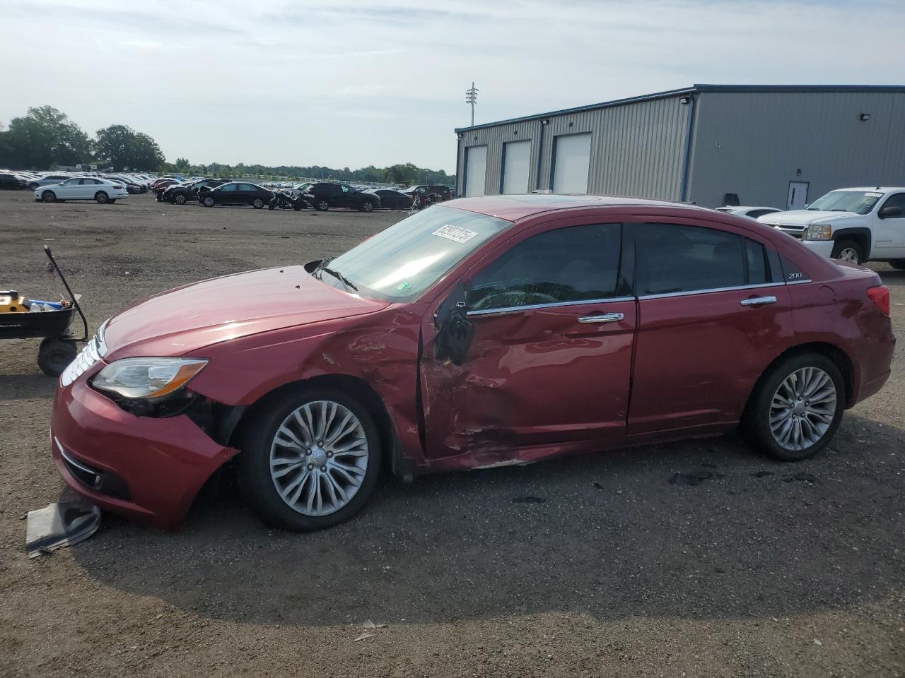 CHRYSLER 200 2013