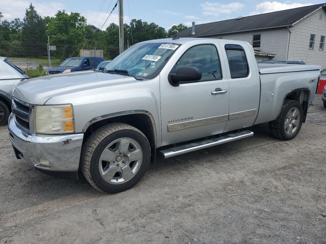 CHEVROLET SILVERADO 2011