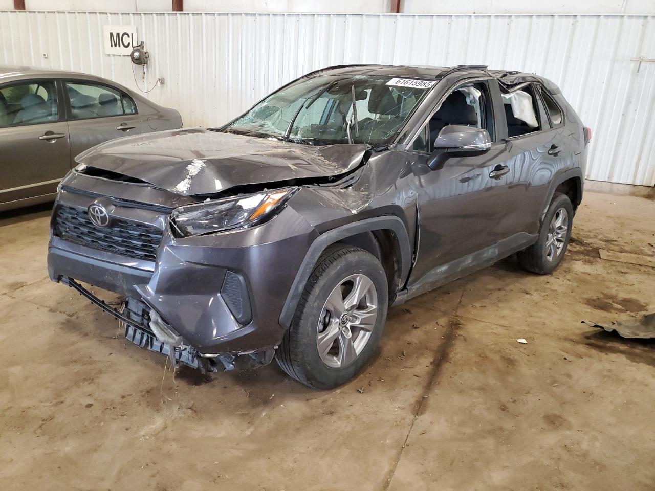 TOYOTA RAV4 XLE 2022