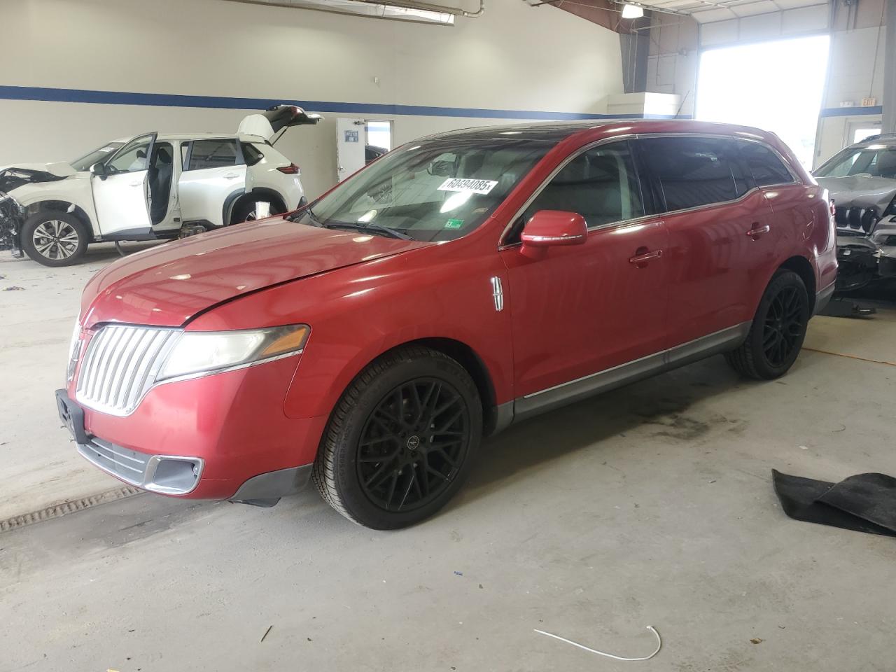 LINCOLN MKT 2010
