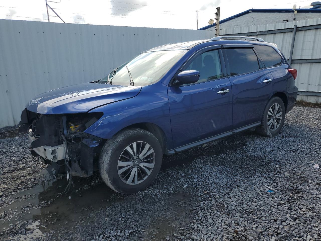NISSAN PATHFINDER 2018