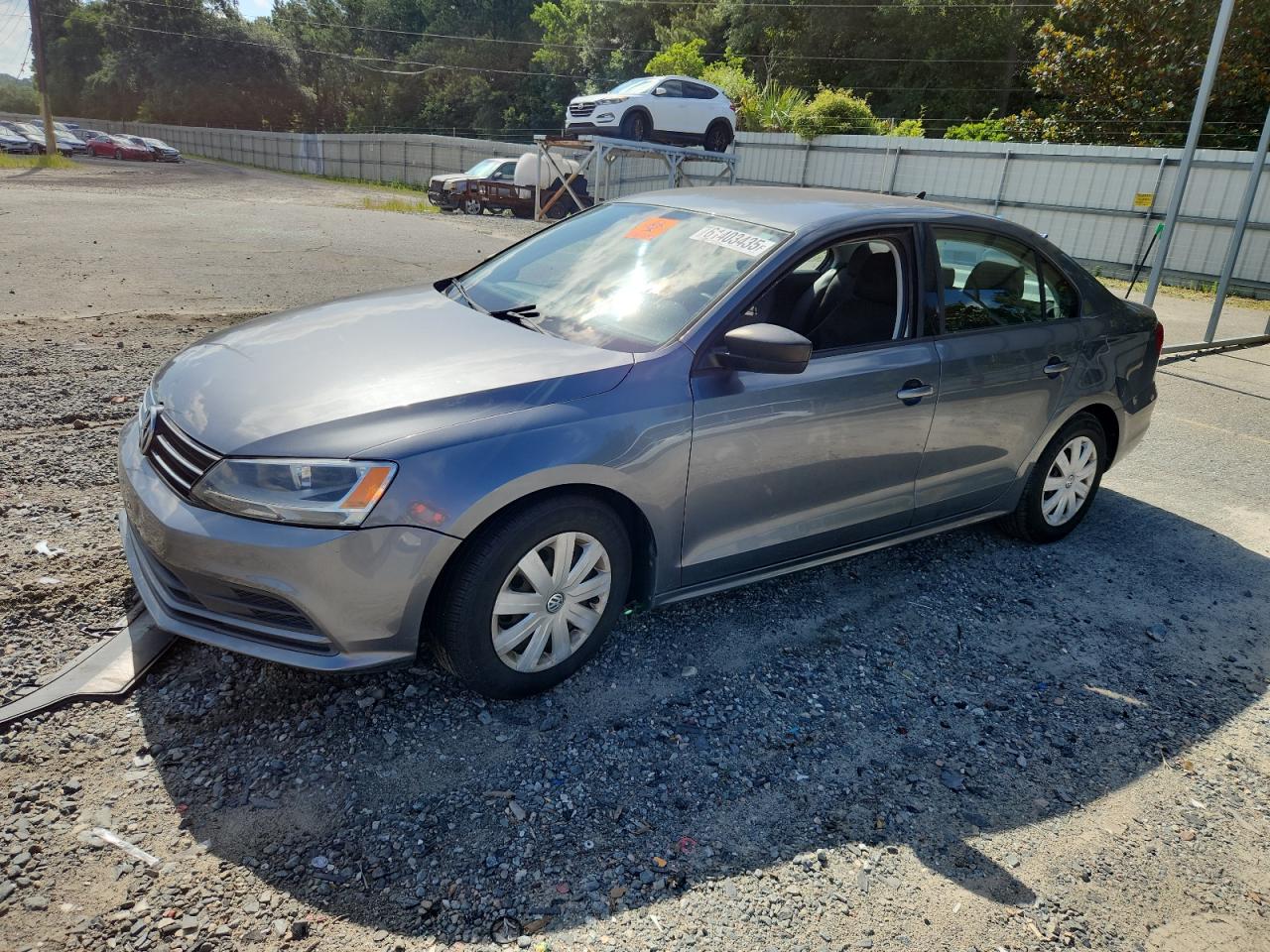 VOLKSWAGEN JETTA BASE 2015