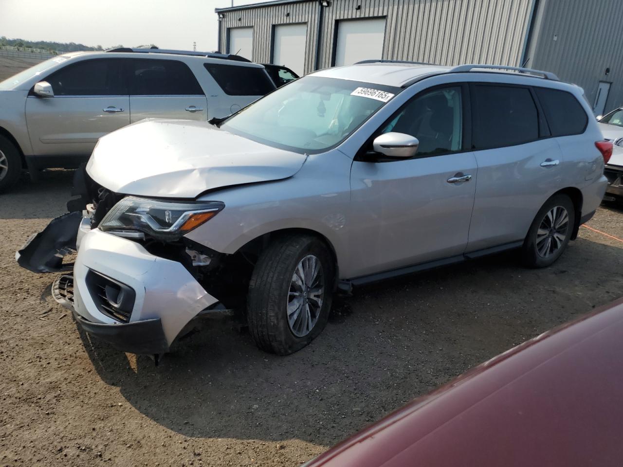 NISSAN PATHFINDER 2017