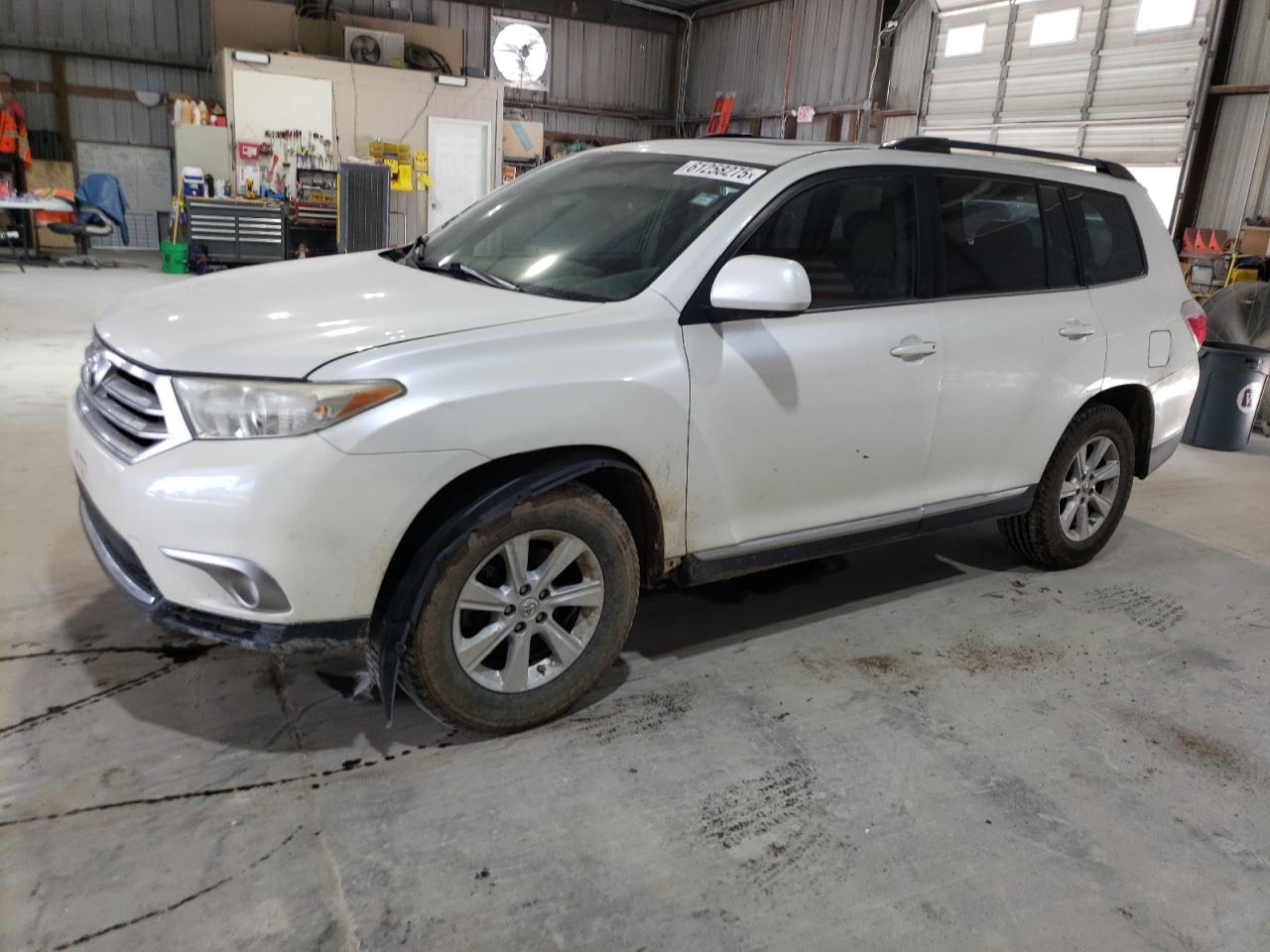 TOYOTA HIGHLANDER 2013