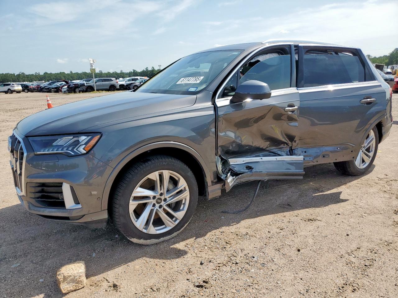 AUDI Q7 2023