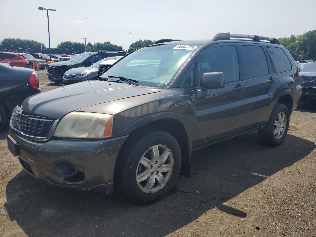 MITSUBISHI ENDEAVOR L 2010