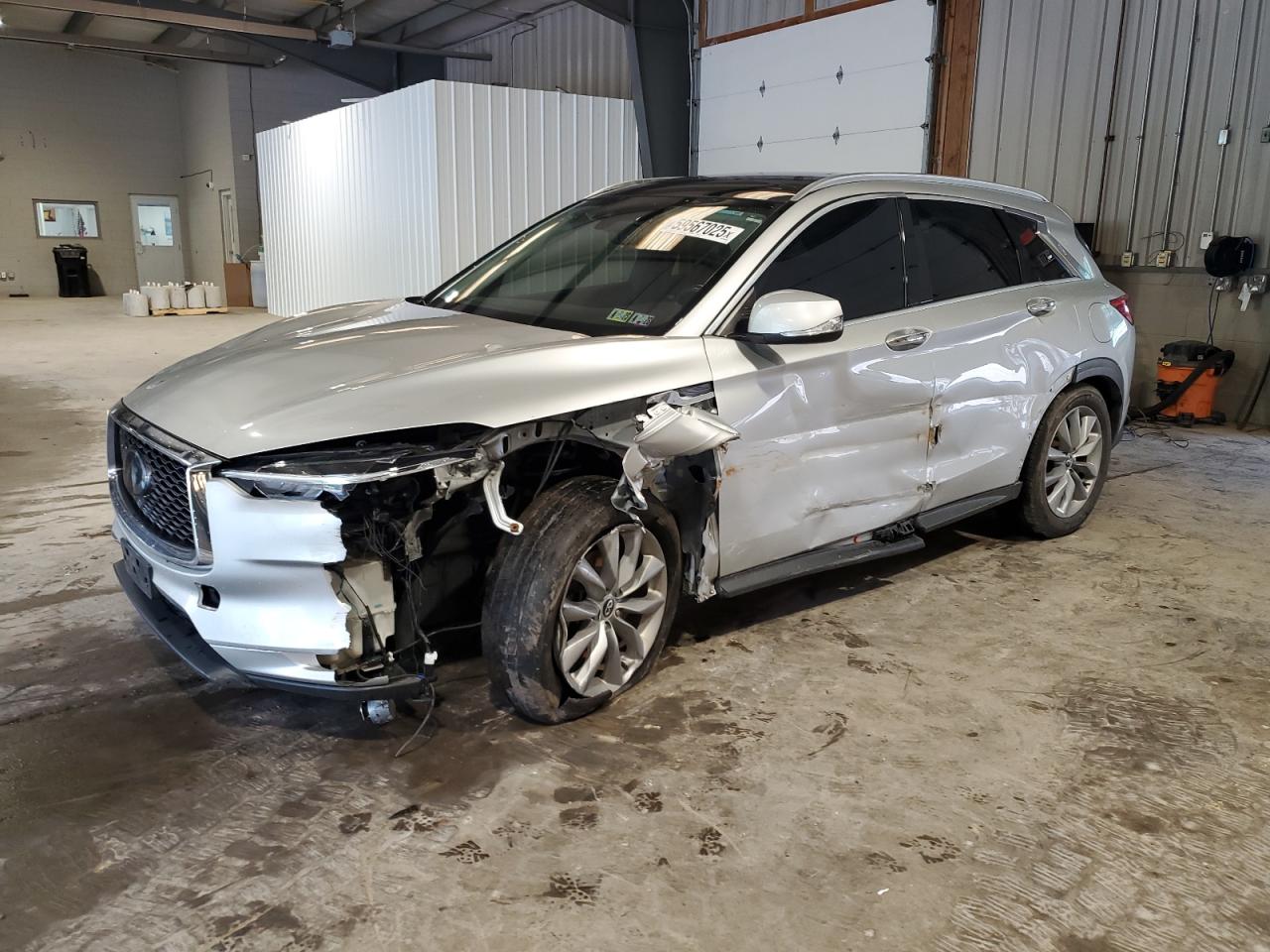INFINITI QX50 ESSEN 2019