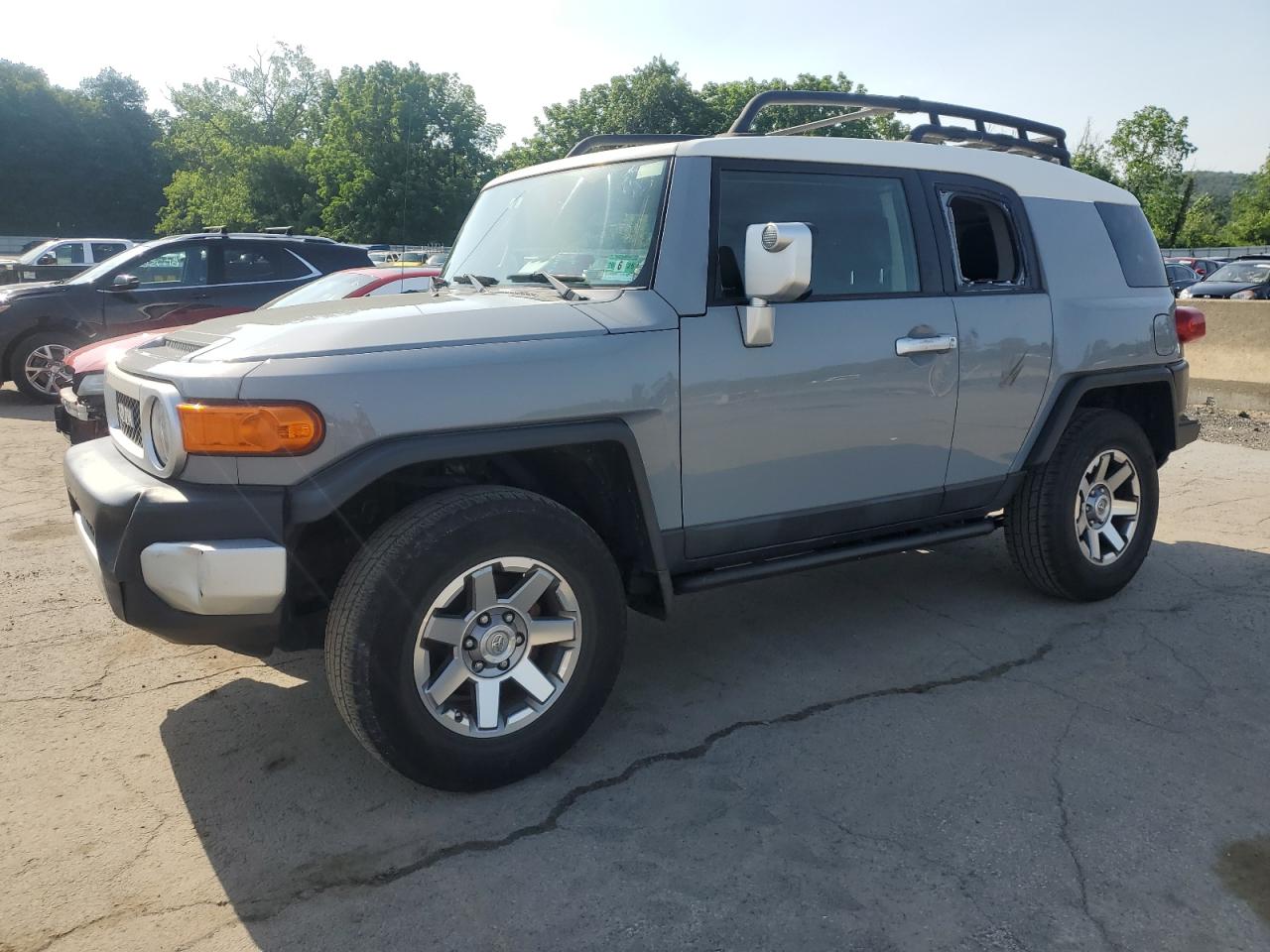 TOYOTA FJ CRUISER 2014