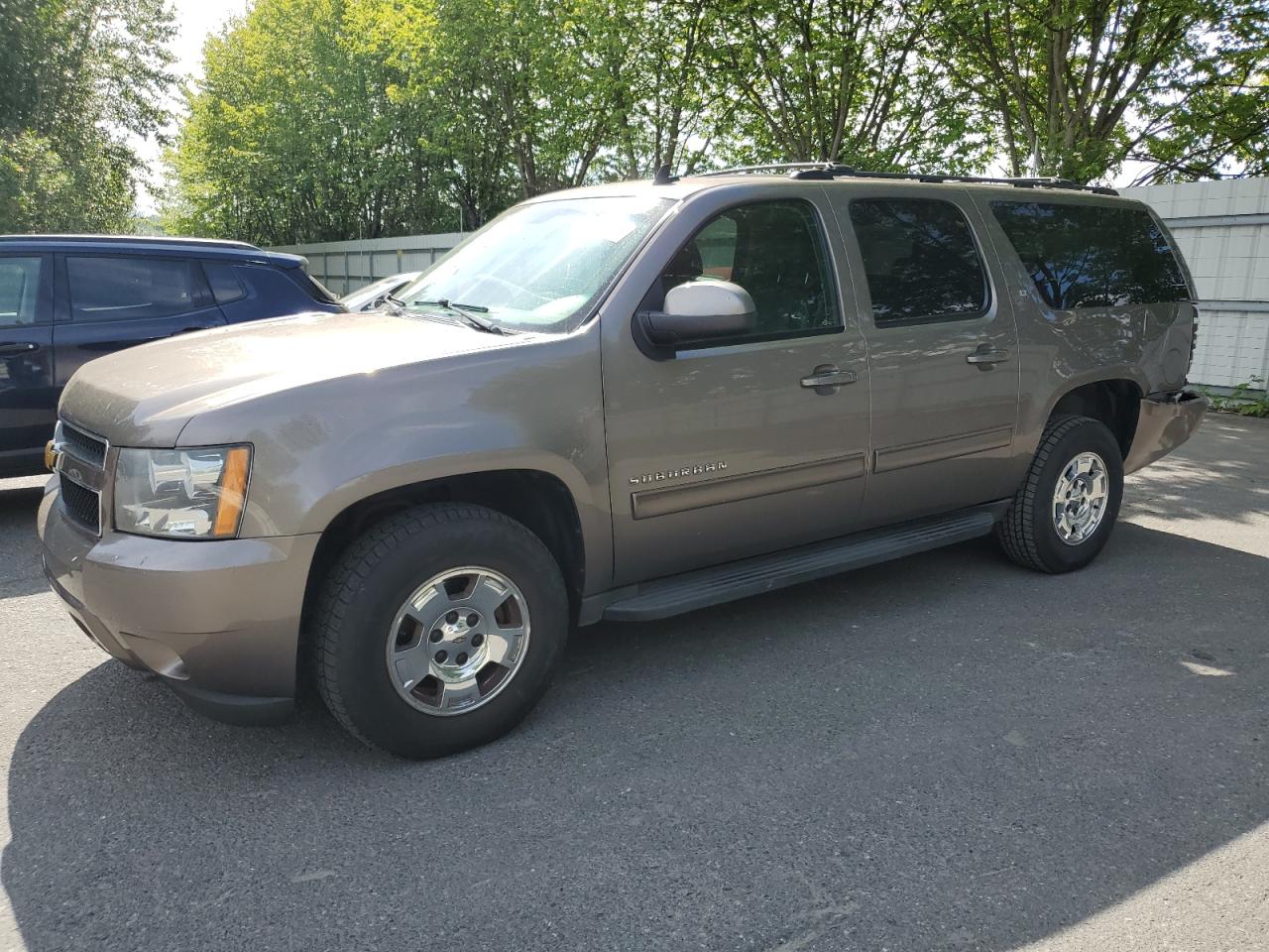 CHEVROLET SUBURBAN K 2013