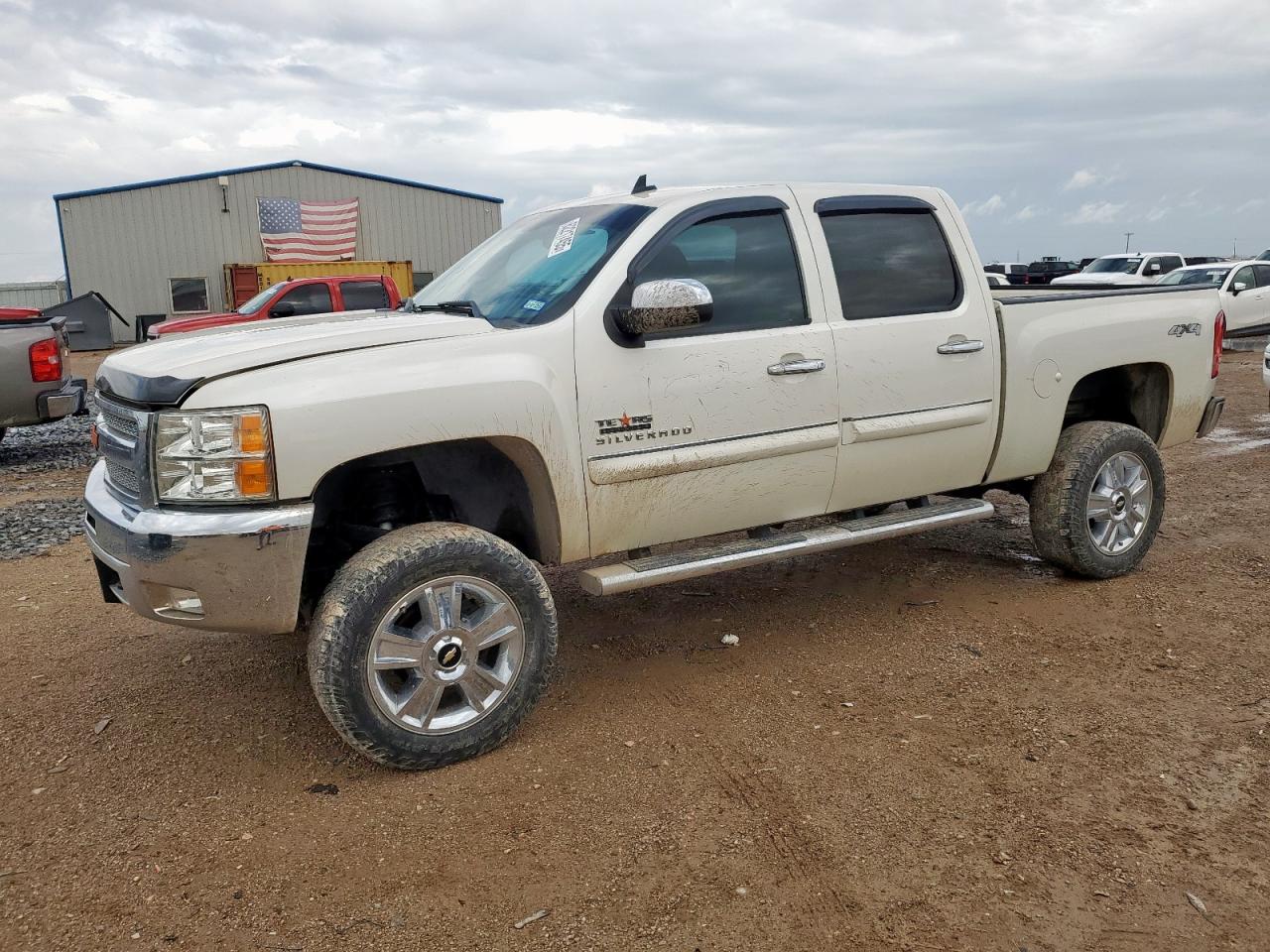 CHEVROLET SILVERADO 2013