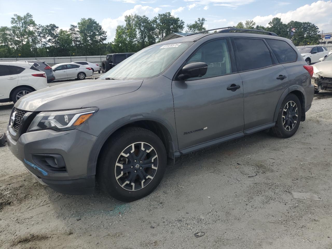NISSAN PATHFINDER 2019