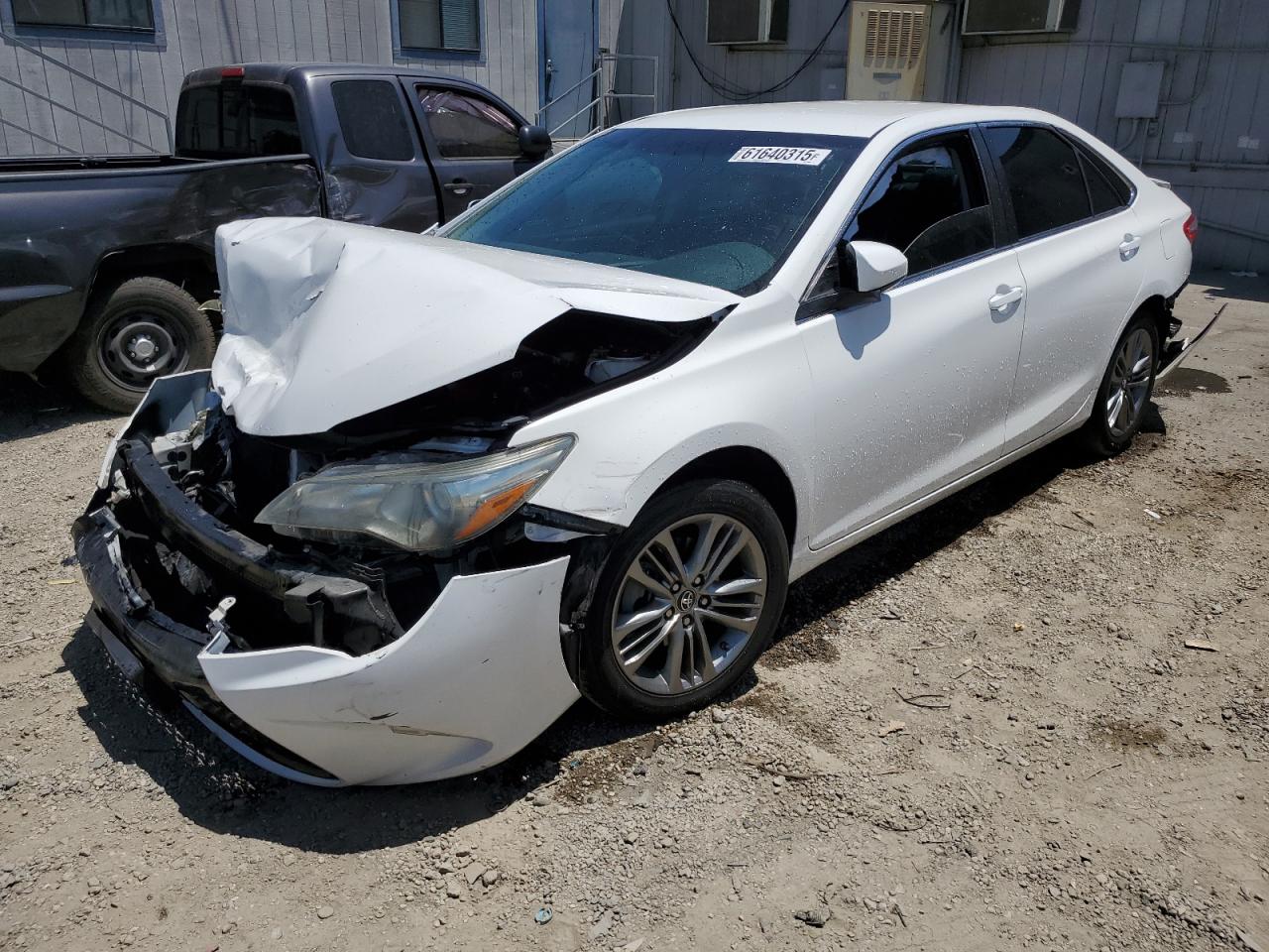 TOYOTA CAMRY LE 2017