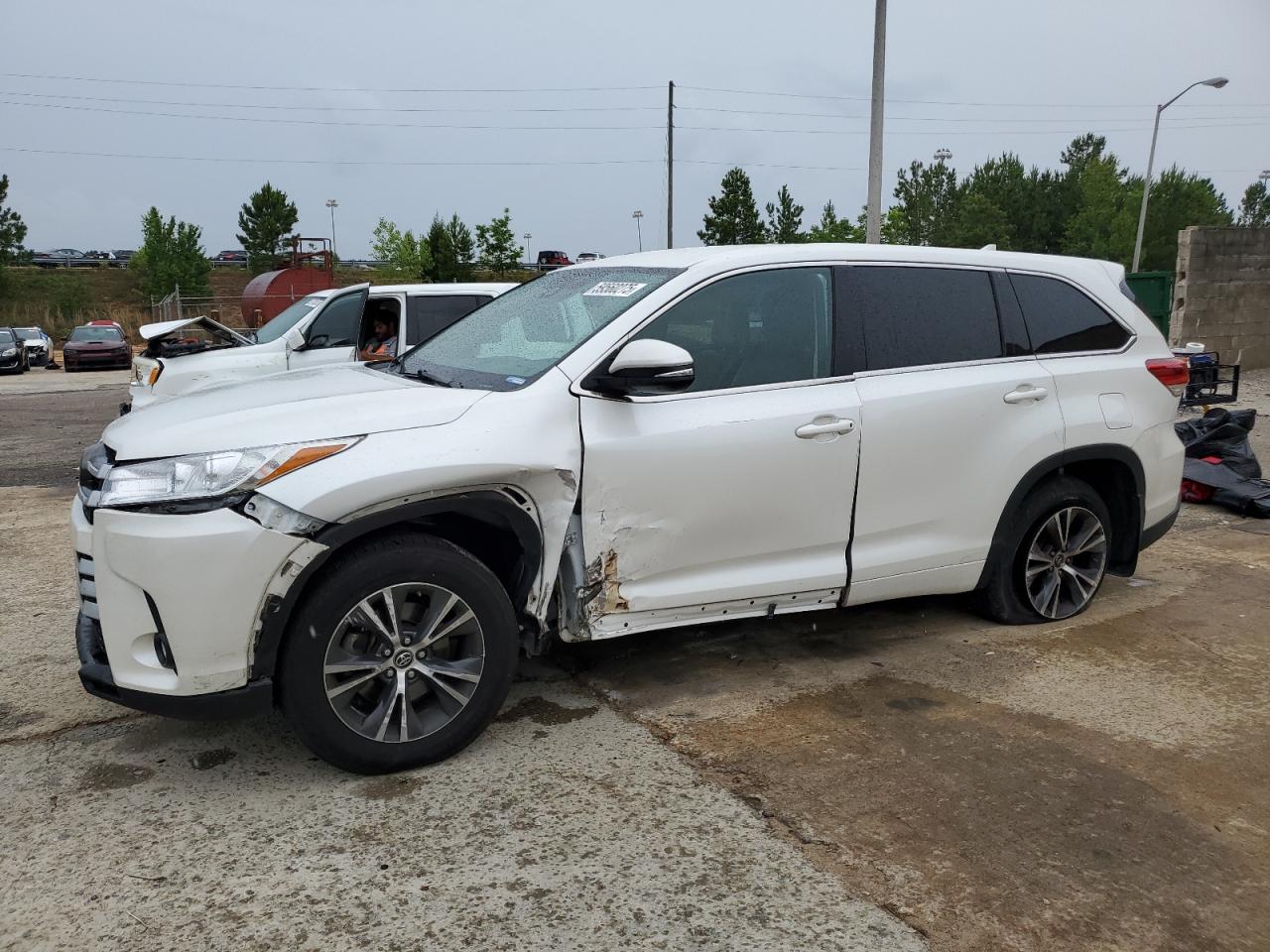 TOYOTA HIGHLANDER 2017