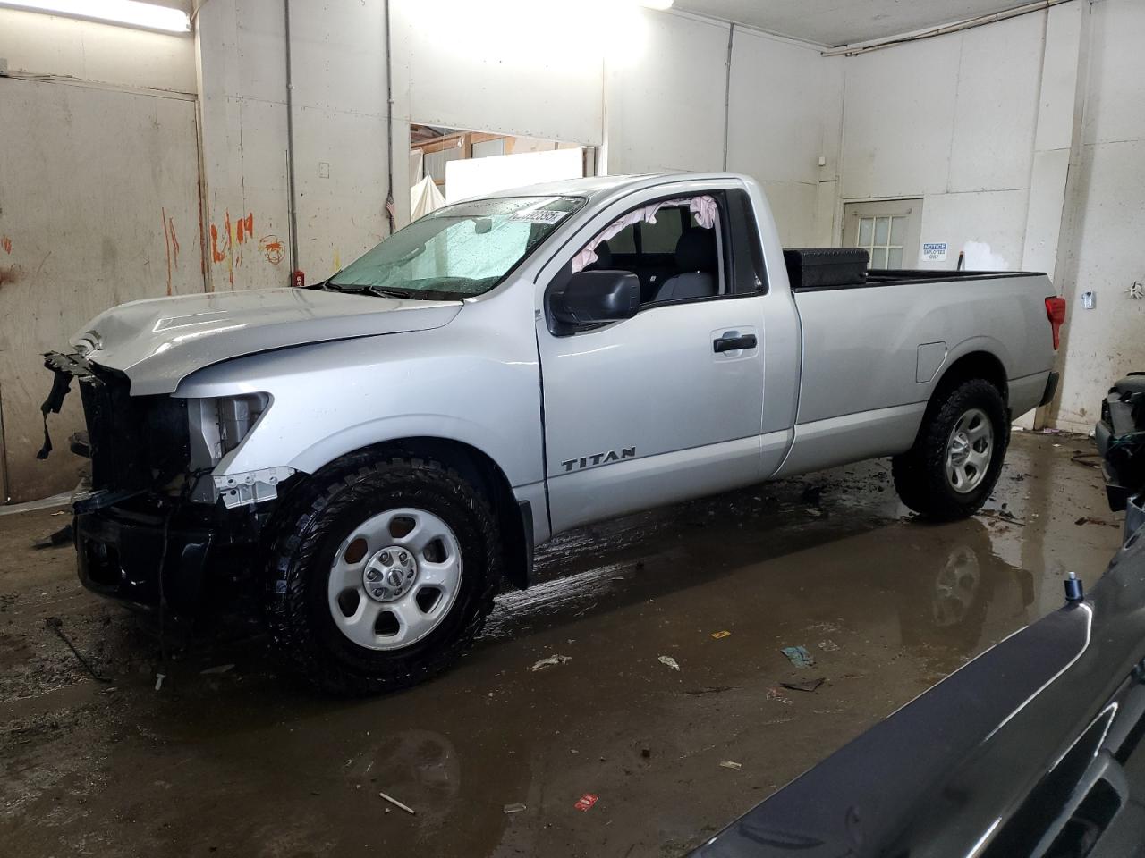 NISSAN TITAN S 2017