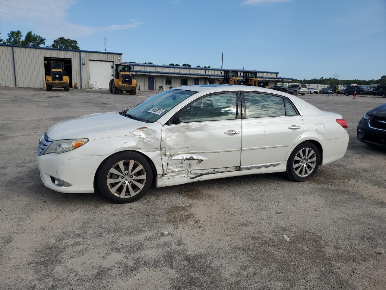 TOYOTA AVALON BAS 2011