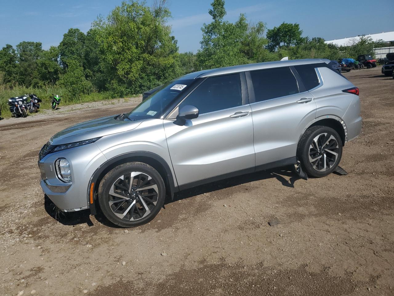 MITSUBISHI OUTLANDER 2022