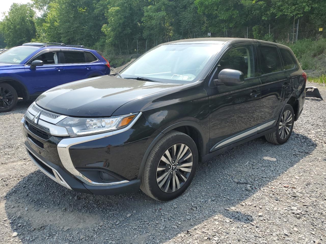 MITSUBISHI OUTLANDER 2019