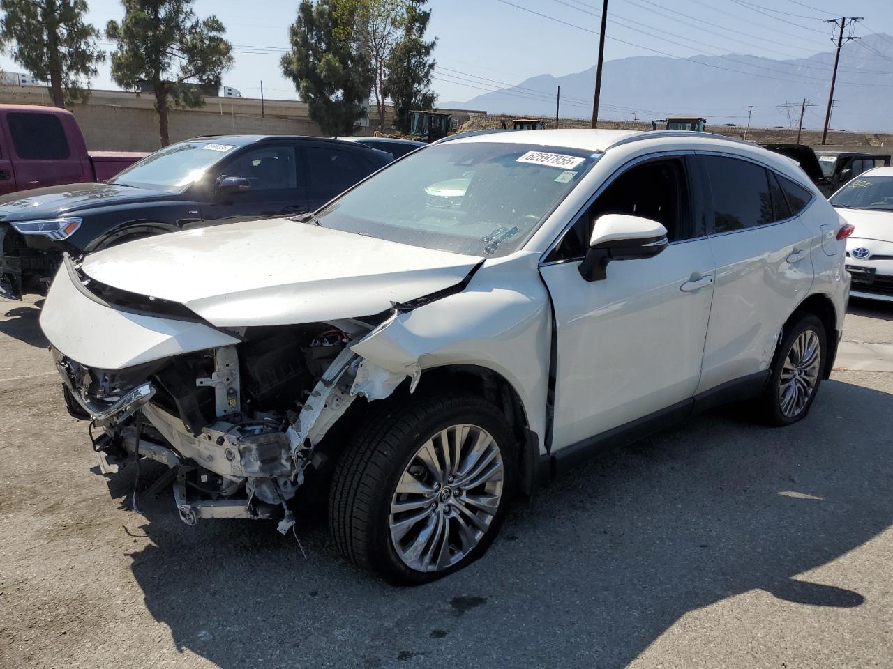 TOYOTA VENZA LE 2022