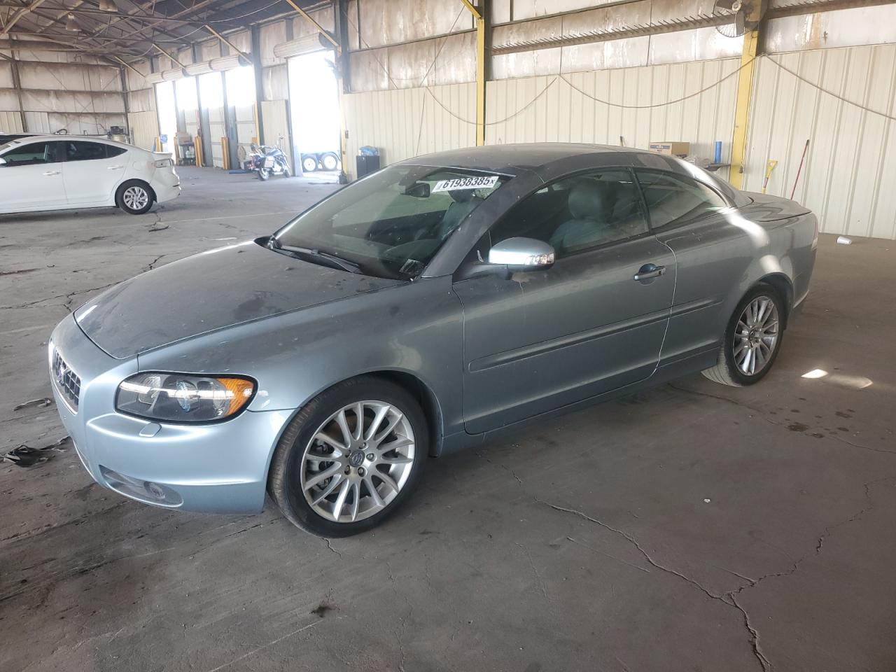 VOLVO C70 T5 2008