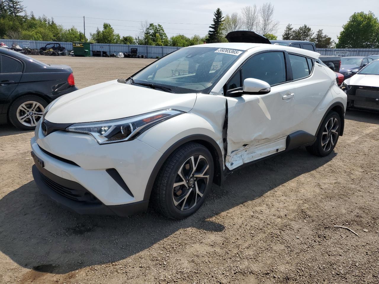 TOYOTA C-HR XLE 2018