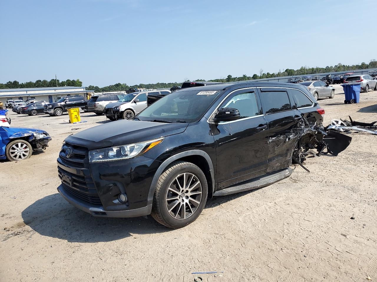 TOYOTA HIGHLANDER 2018