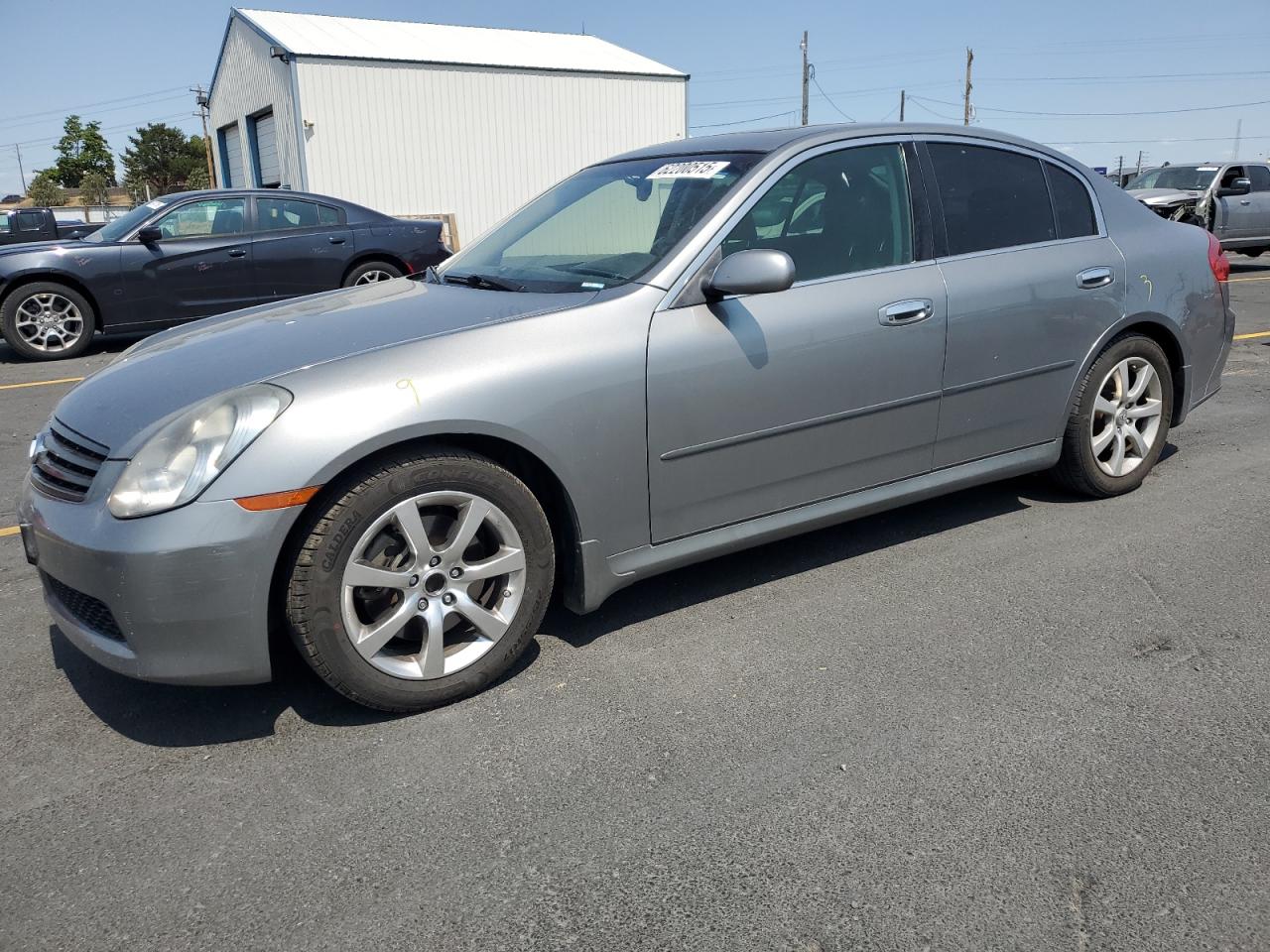 INFINITI G35 2005