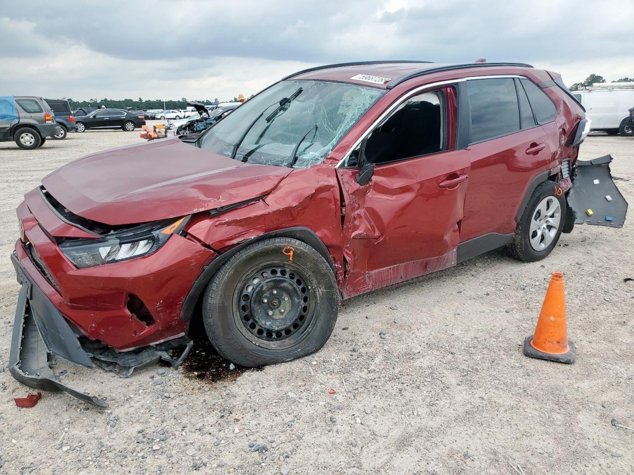 TOYOTA RAV4 LE 2021