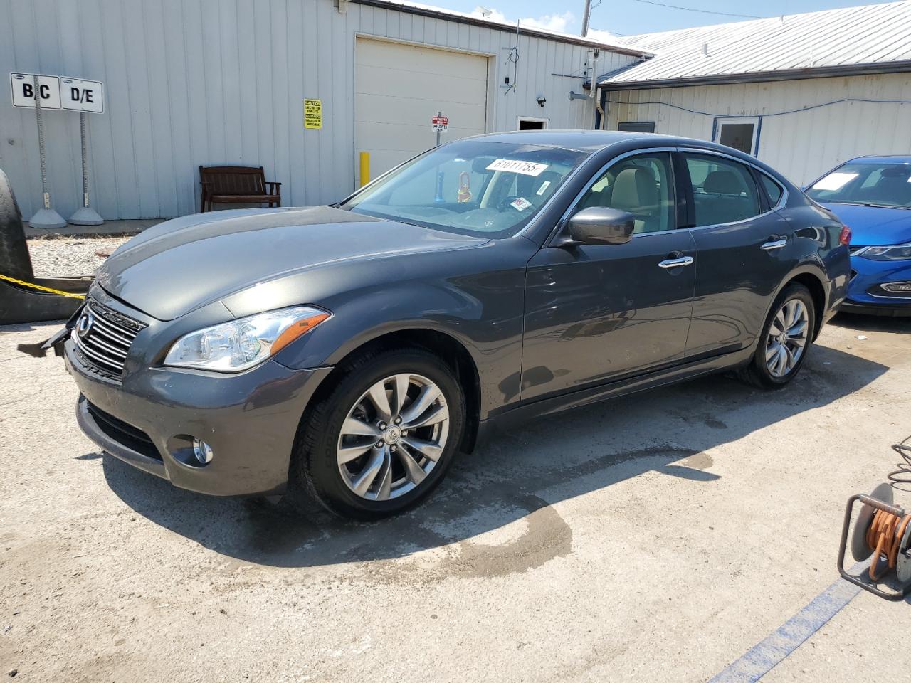 INFINITI M37 X 2013